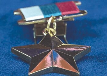 Герои года: Герои Российской Федерации. Кто они?