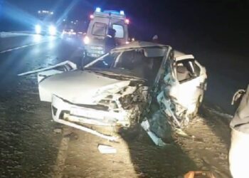 В Самарской области погиб человек в аварии с двумя грузовиками и «Грантой»