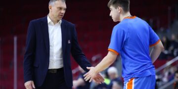 Владислав Коновалов заменил Анзуловича в мужской баскетбольной команде «Самара»