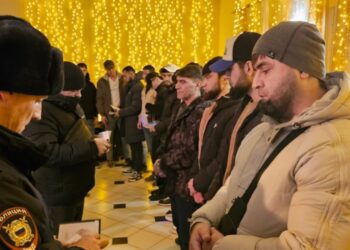 В Самаре полицейские зачистили от мигрантов-нелегалов Кировский район