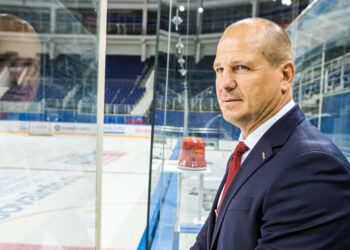 В тольяттинском хоккейном клубе меняют руководство и, возможно, название