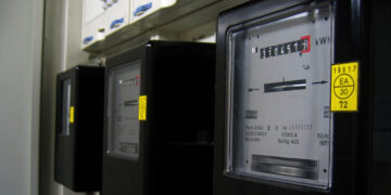 Главными должниками за электроэнергию оказались предприятия ЖКХ Красноармейского и Нефтегорского районов