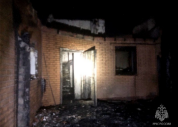 В самарских Подстёпках так топили двухэтажный дом, что спалили его 