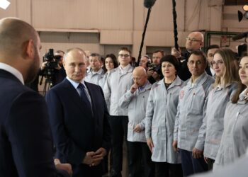 Самарский губернатор пообещал президенту достроить третью очередь Тольяттинской набережной за три года