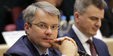 Вице-губернатор порулит «Крыльями Советов» в новом совете директоров