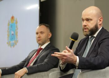 Гражданам не нужно напрямую звонить перевозчикам мусора, считают самарские власти