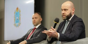 Гражданам не нужно напрямую звонить перевозчикам мусора, считают самарские власти