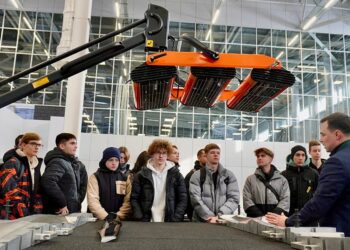 Площадку «Транспорт будущего» в Тольятти 14 февраля посетило более 400 человек.