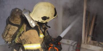 Пожар в жилом доме Самары затронул участковый пункт полиции