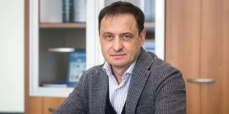 Нового главу тольяттинского ХК «Лада» подчиненные обвинили в кадровой «зачистке»