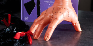 Для «Самарского обозрения» приготовили блюда по рецептам «Семейки Аддамс»