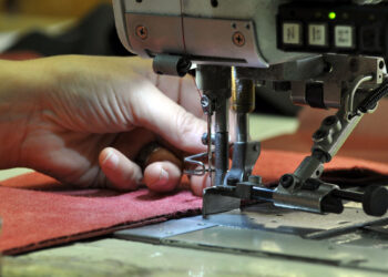 Покупатель юбок, курток и фуражек для МВД ответит за «откаты» от бенефициара «Бастиона»