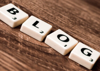 Ведущие раскрученных площадок в соцсетях регистрируют их в Роскомнадзоре. Но не все