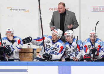 Хоккеисты ЦСК ВВС продлили победную серию в регулярном чемпионате ВХЛ