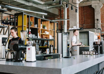 Большинство представителей малого бизнеса РФ внедряют в работу цифровые сервисы