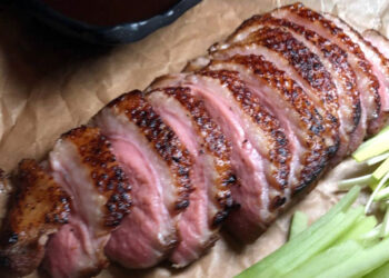 В Meat Happens BBQ приготовили римскую пиццу по-самарски