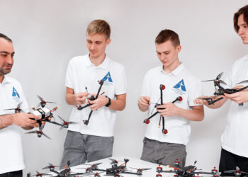 В Самарском университете им. Королева создают оригинальные беспилотники в интересах индустриальных партнеров