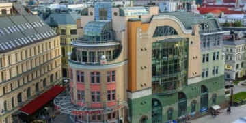 Самарский «Акрон Холдинг» забрал во владение торговый центр на Лубянке