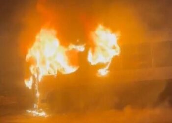 В Самарской области во время движения загорелся автобус 