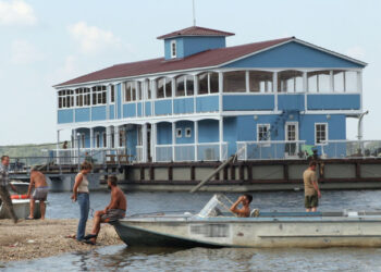 Водные ресурсы Самарской области теперь раздает бывший речник