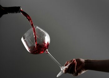 Вина Денисова