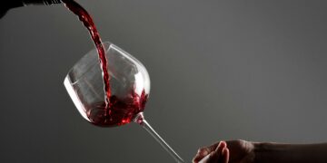 Вина Денисова