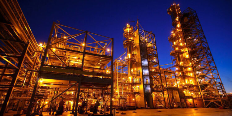 Куйбышевский НПЗ сэкономил на энергосбережении почти 50 млн рублей