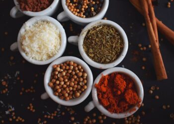 В России найдены опасные приправы известных брендов