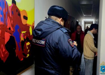 Самарская полиция проверила 50 мигрантов, живущих в хостеле на улице Подшипниковой