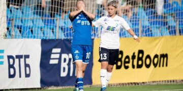 Футболистки «Крыльев Советов» оставили «Динамо» с «баранкой»