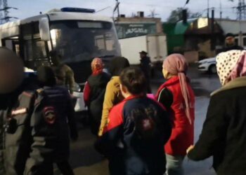 В Самаре на овощебазе Кировского района нашли более 50 мигрантов-нарушителей