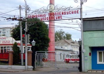 Самарские предприятия ЖКХ накопили свыше миллиарда рублей долгов за электроэнергию