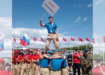 Самарский военно-патриотический клуб «Центр Плотниковых» получил награду от полпреда в ПФО