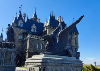 Из Самары появились автобусно-железнодорожные туры к замку Гарибальди