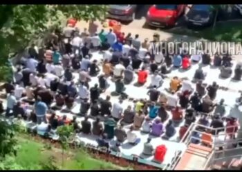 В Самаре мигранты провели несанкционированный митинг в поселке Мехзавод