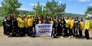 Волонтеры «Роснефти» в Поволжье очистили большую территорию на берегах Волги