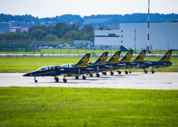 В Самарской области 10 и 11 мая состоятся авиашоу группы высшего пилотажа «Русь»