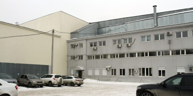 СПЗ-4 покатился в финансовую яму