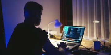 Исследование показало: работа в ночное время ускоряет старение