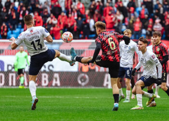 Футболисты «Акрона» план на сезон выполнили, «Крыльев Советов» — нет