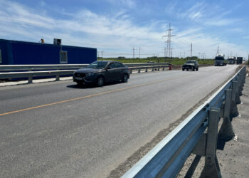 В Самарской области открыто рабочее движение по мосту через Малую Черную реку