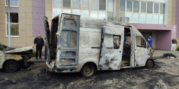 В Тольятти полностью выгорела Газель