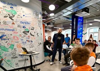 Воспитанников детских домов научат работать с искусственным интеллектом