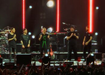 В День России на центральной площади Самары выступит группа «Звери»