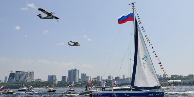 Парад судов на Волге, фото: t.me/ivan_noskov_samara
