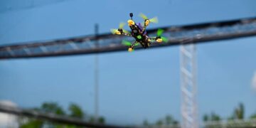 «Транспорт будущего» устроил для тольяттинцев праздник с участием дронов и роботов