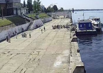 Региональный минтранс прокомментировал очереди на самарском речном вокзале