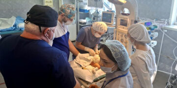 Врачи Самарской больницы имени Середавина спасли малыша с редким заболеванием