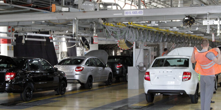 АВТОВАЗ увернулся от многомиллионных компенсаций за сброс в стоки канцерогенов