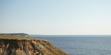 По три пляжа в Новокуйбышевске и Тольятти названы непригодными для купания